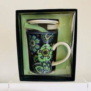 Vera Bradley Porcelain Coffee-Tea Mug with Lid in Blue Rhapsody.